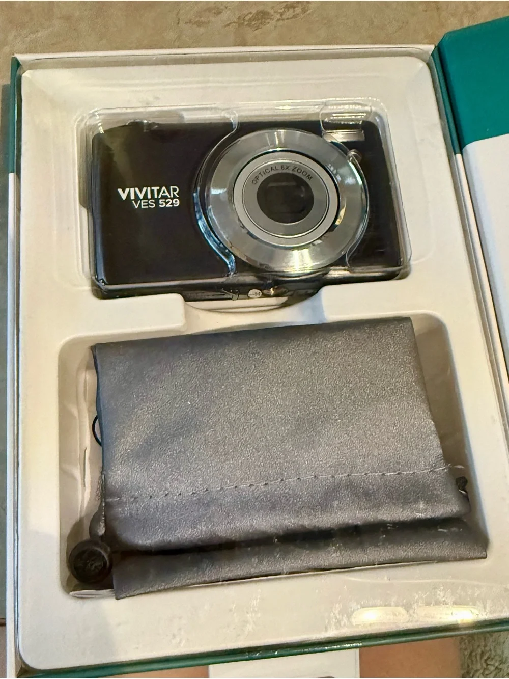 Vivitar VES529 Black Digital Camera with 8x Optical Zoom